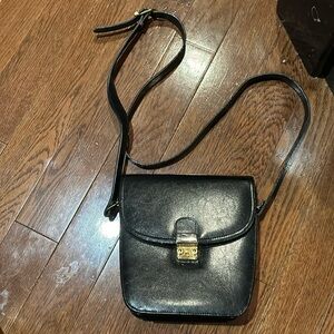 Black Camera Bag Style Crossbody